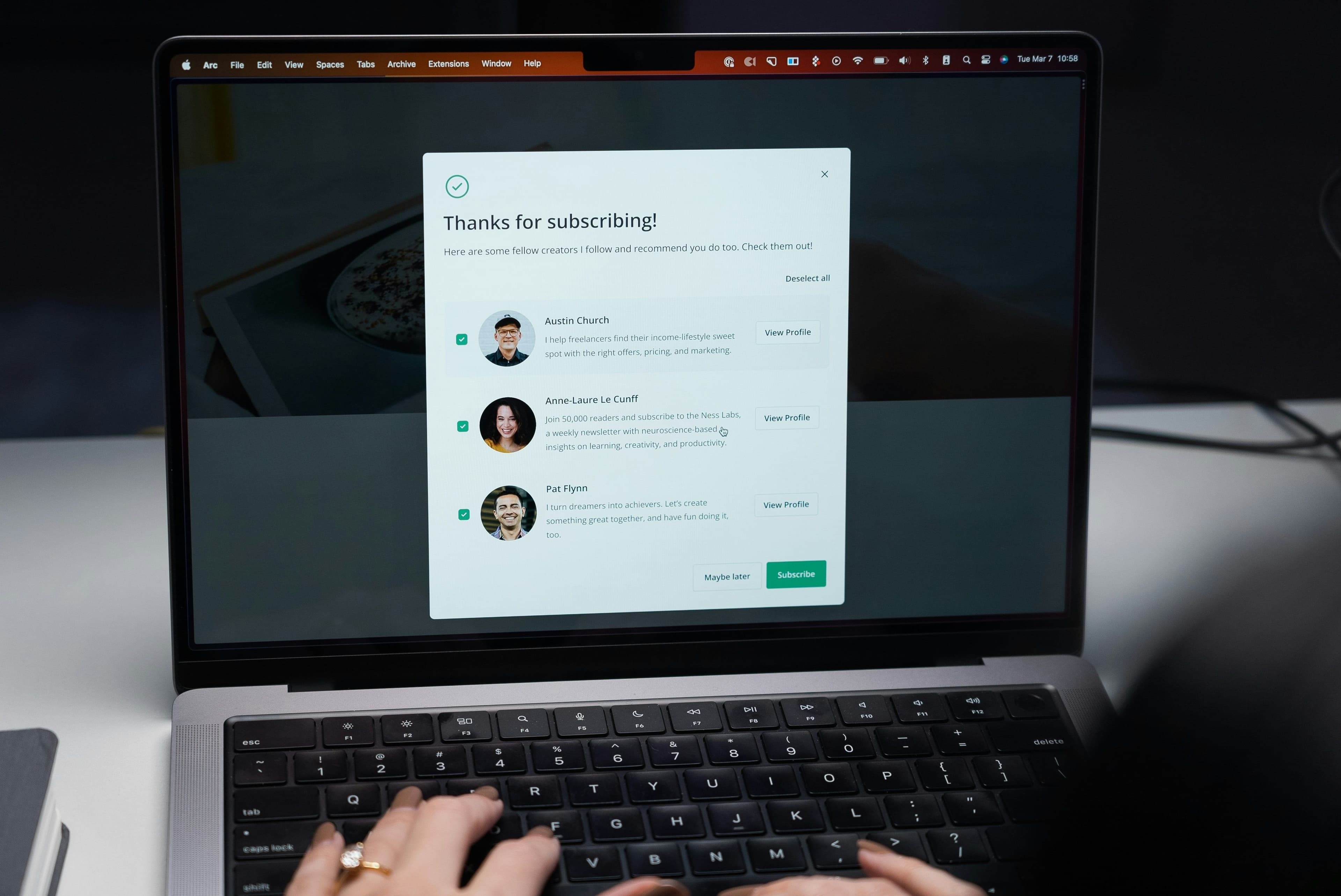 Subscribing to content creators